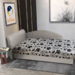 Aroba saroktámlás heverő ezüst serlegszürke színű szövet és Aroba virágos minta