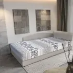 Elefántos saroktámlás heverő ágyneműtartóval ezüst serlegszürke