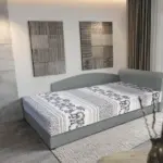 Elefántos saroktámlás heverő ágyneműtartóval óezüst