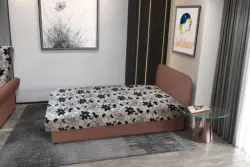 Virág hagyományos heverő toszkán vörös