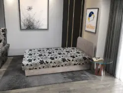 Virág hagyományos heverő világos barna zsákszövet