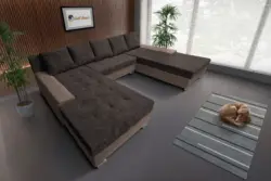 Wixy Giga u alakú kanapé pasztell taupe és mély mályvabarna színben